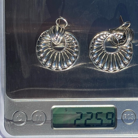 Vintage LAGOS 925/14KT post Chi Chi round fluted earrings✨ - Picture 15 of 16